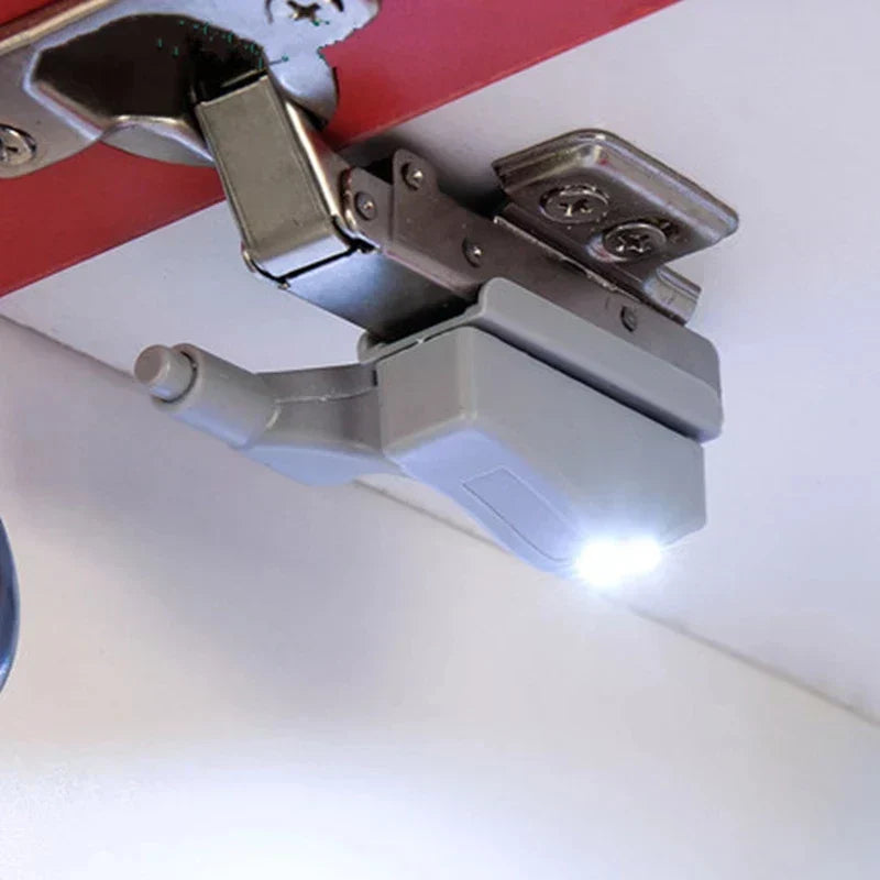 Illumina automaticamente i tuoi armadi con tutta semplicità